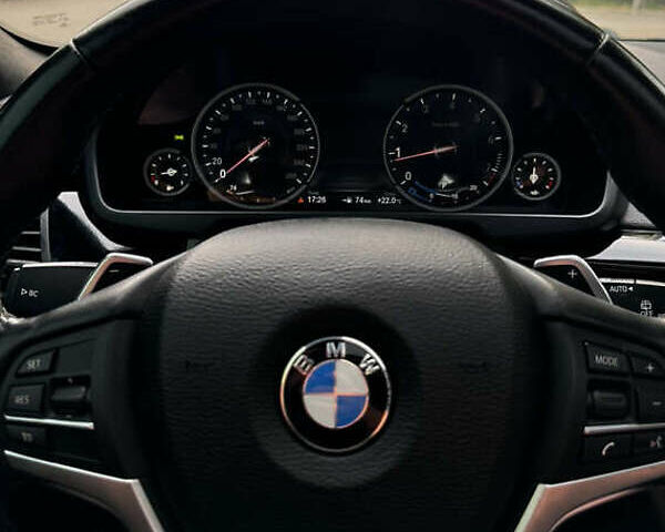 Белый БМВ Х5, объемом двигателя 2.98 л и пробегом 142 тыс. км за 25000 $, фото 9 на Automoto.ua