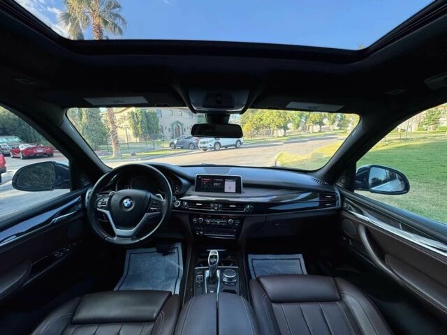 Белый БМВ Х5, объемом двигателя 3 л и пробегом 73 тыс. км за 19000 $, фото 15 на Automoto.ua