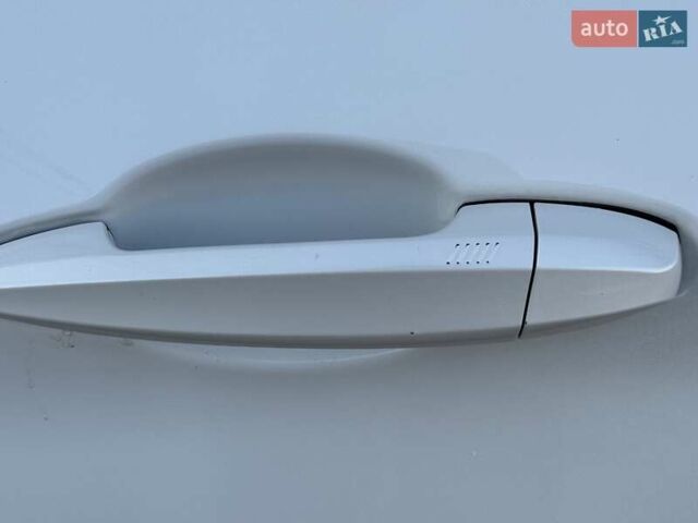 Білий БМВ Х5, об'ємом двигуна 3 л та пробігом 173 тис. км за 25500 $, фото 35 на Automoto.ua