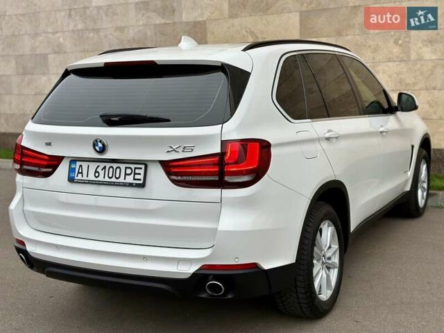 Белый БМВ Х5, объемом двигателя 2 л и пробегом 132 тыс. км за 31800 $, фото 27 на Automoto.ua