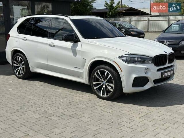 Белый БМВ Х5, объемом двигателя 2.98 л и пробегом 60 тыс. км за 44900 $, фото 1 на Automoto.ua