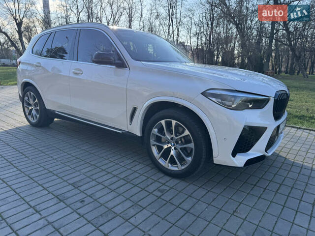 Белый БМВ Х5, объемом двигателя 3 л и пробегом 104 тыс. км за 47500 $, фото 9 на Automoto.ua