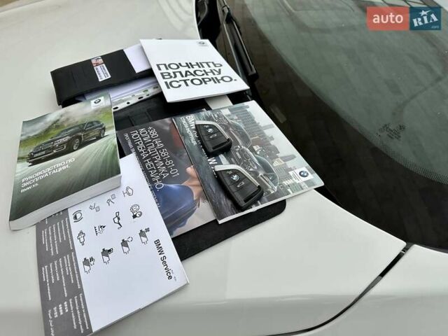 Белый БМВ Х5, объемом двигателя 2 л и пробегом 132 тыс. км за 31800 $, фото 97 на Automoto.ua