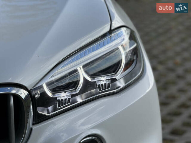 Белый БМВ Х5, объемом двигателя 2 л и пробегом 110 тыс. км за 28700 $, фото 26 на Automoto.ua