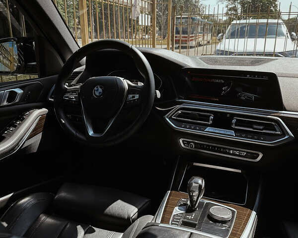 Белый БМВ Х5, объемом двигателя 3 л и пробегом 80 тыс. км за 45900 $, фото 6 на Automoto.ua