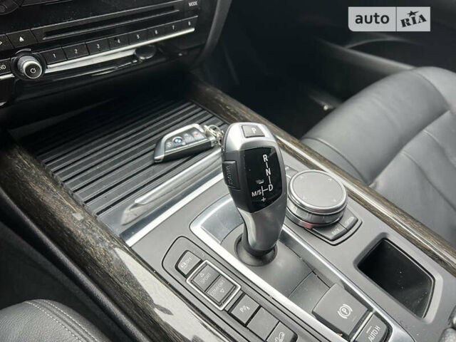 Белый БМВ Х5, объемом двигателя 2.98 л и пробегом 54 тыс. км за 32000 $, фото 13 на Automoto.ua