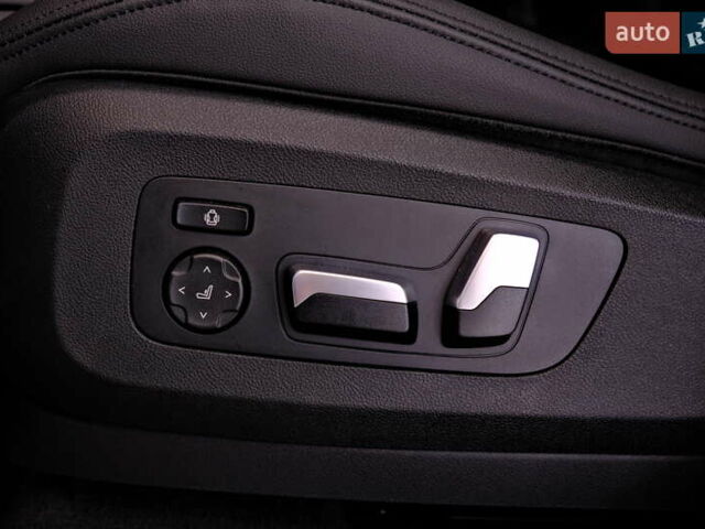 Білий БМВ Х5, об'ємом двигуна 3 л та пробігом 81 тис. км за 45900 $, фото 22 на Automoto.ua