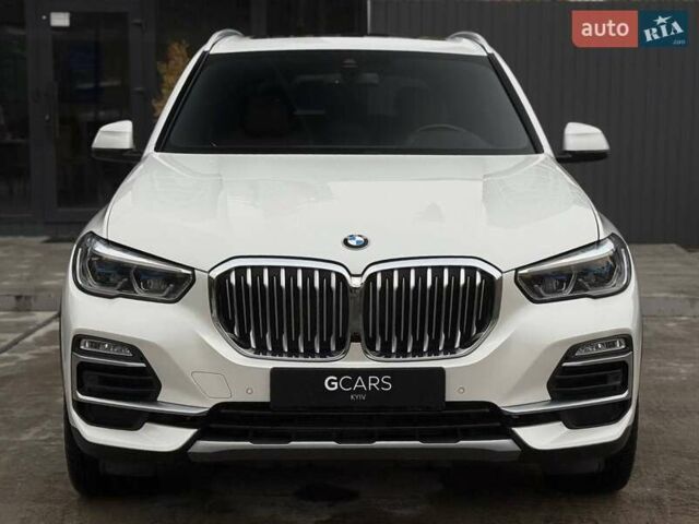 Белый БМВ Х5, объемом двигателя 3 л и пробегом 94 тыс. км за 49999 $, фото 1 на Automoto.ua