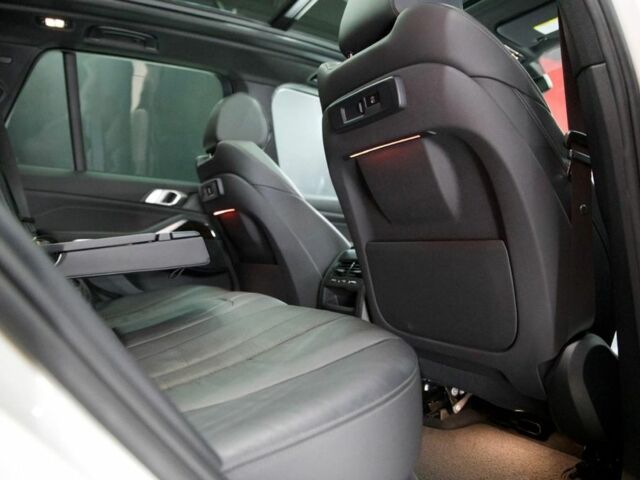 Білий БМВ Х5, об'ємом двигуна 3 л та пробігом 3 тис. км за 67000 $, фото 16 на Automoto.ua