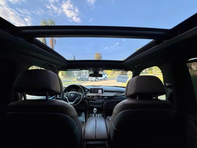 Белый БМВ Х5, объемом двигателя 3 л и пробегом 73 тыс. км за 19000 $, фото 14 на Automoto.ua