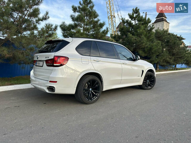 Білий БМВ Х5, об'ємом двигуна 2.99 л та пробігом 84 тис. км за 44900 $, фото 2 на Automoto.ua