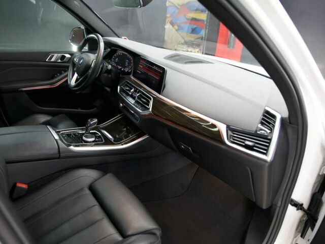 Білий БМВ Х5, об'ємом двигуна 3 л та пробігом 3 тис. км за 67000 $, фото 15 на Automoto.ua