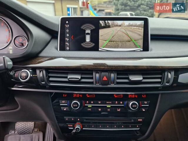Білий БМВ Х5, об'ємом двигуна 3 л та пробігом 74 тис. км за 29500 $, фото 19 на Automoto.ua