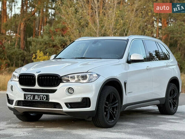Белый БМВ Х5, объемом двигателя 3 л и пробегом 96 тыс. км за 41888 $, фото 64 на Automoto.ua