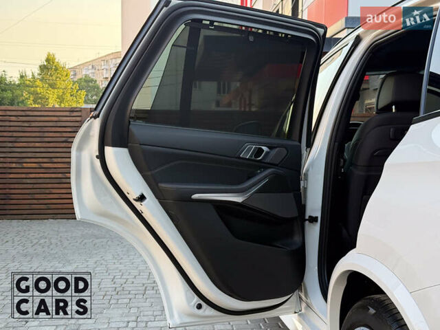 Білий БМВ Х5, об'ємом двигуна 3 л та пробігом 99 тис. км за 53000 $, фото 25 на Automoto.ua