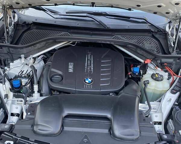 Білий БМВ Х5, об'ємом двигуна 3 л та пробігом 179 тис. км за 37200 $, фото 13 на Automoto.ua
