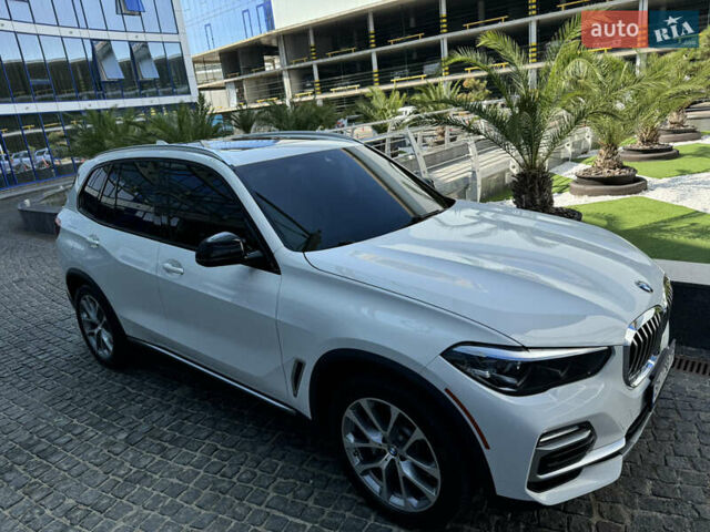 Белый БМВ Х5, объемом двигателя 3 л и пробегом 75 тыс. км за 57000 $, фото 2 на Automoto.ua