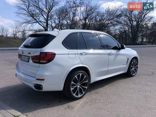 Білий БМВ Х5, об'ємом двигуна 4.4 л та пробігом 40 тис. км за 50000 $, фото 3 на Automoto.ua