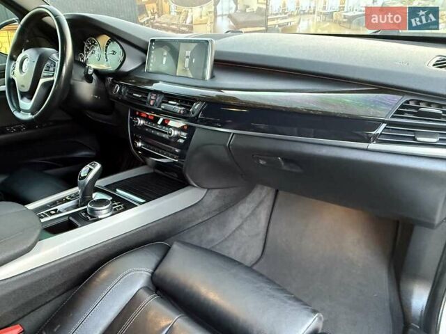 Білий БМВ Х5, об'ємом двигуна 3 л та пробігом 173 тис. км за 25500 $, фото 60 на Automoto.ua