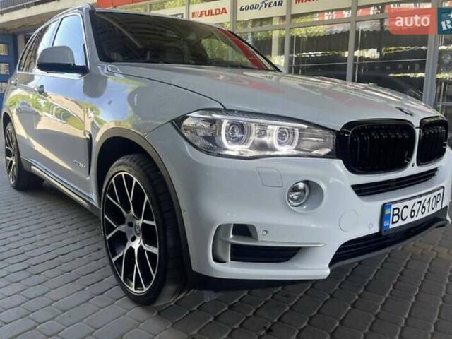 Белый БМВ Х5, объемом двигателя 3 л и пробегом 79 тыс. км за 37000 $, фото 1 на Automoto.ua