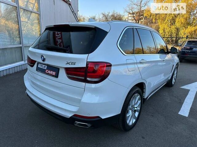 Білий БМВ Х5, об'ємом двигуна 2.98 л та пробігом 74 тис. км за 30900 $, фото 2 на Automoto.ua