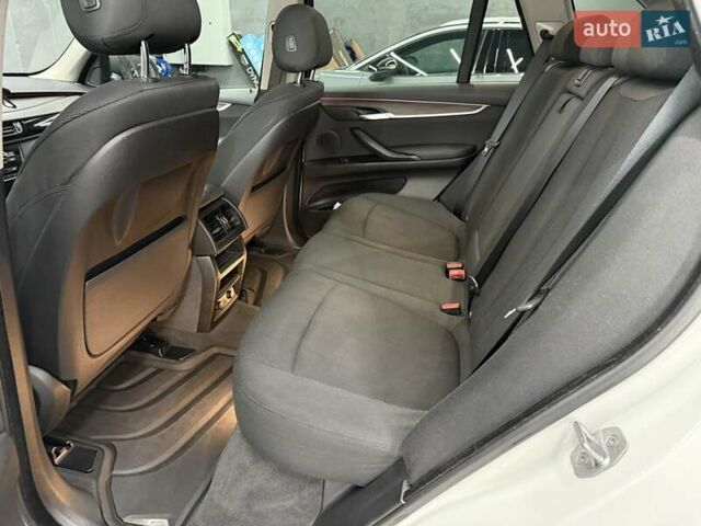 Белый БМВ Х5, объемом двигателя 2 л и пробегом 184 тыс. км за 25500 $, фото 17 на Automoto.ua