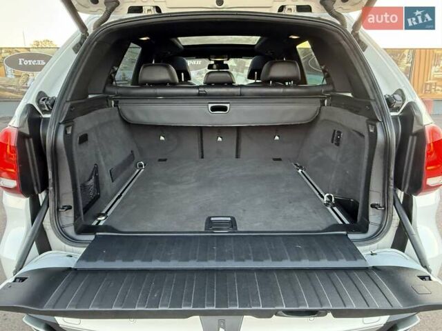 Білий БМВ Х5, об'ємом двигуна 3 л та пробігом 173 тис. км за 25500 $, фото 78 на Automoto.ua