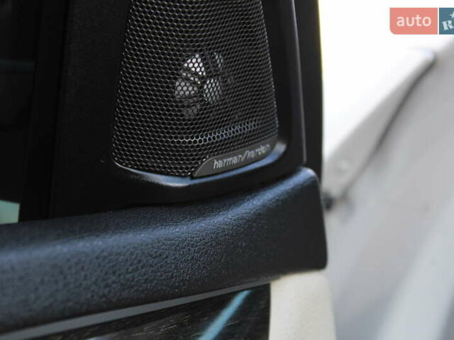 Белый БМВ Х5, объемом двигателя 3 л и пробегом 200 тыс. км за 36900 $, фото 22 на Automoto.ua