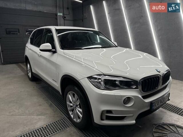 Белый БМВ Х5, объемом двигателя 2 л и пробегом 184 тыс. км за 25500 $, фото 5 на Automoto.ua
