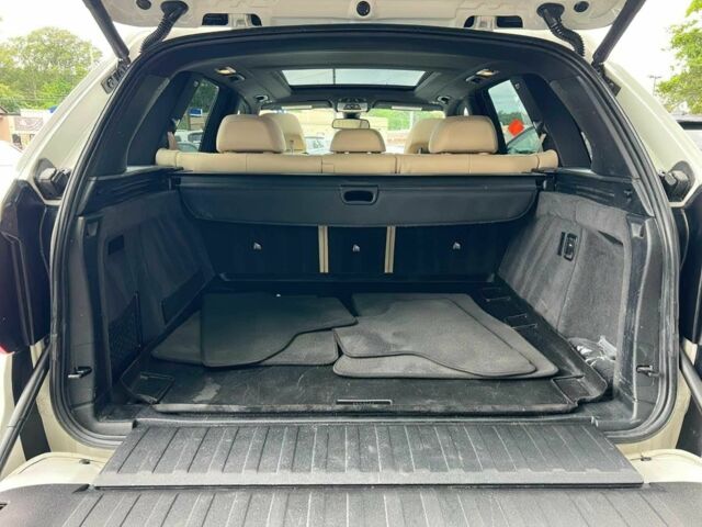 Белый БМВ Х5, объемом двигателя 3 л и пробегом 45 тыс. км за 11500 $, фото 12 на Automoto.ua