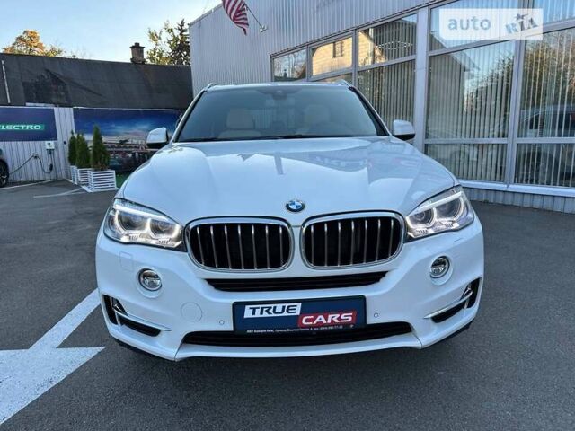 Білий БМВ Х5, об'ємом двигуна 2.98 л та пробігом 74 тис. км за 30900 $, фото 7 на Automoto.ua