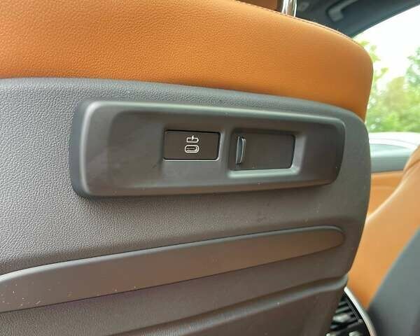 Белый БМВ Х5, объемом двигателя 3 л и пробегом 211 тыс. км за 37900 $, фото 31 на Automoto.ua