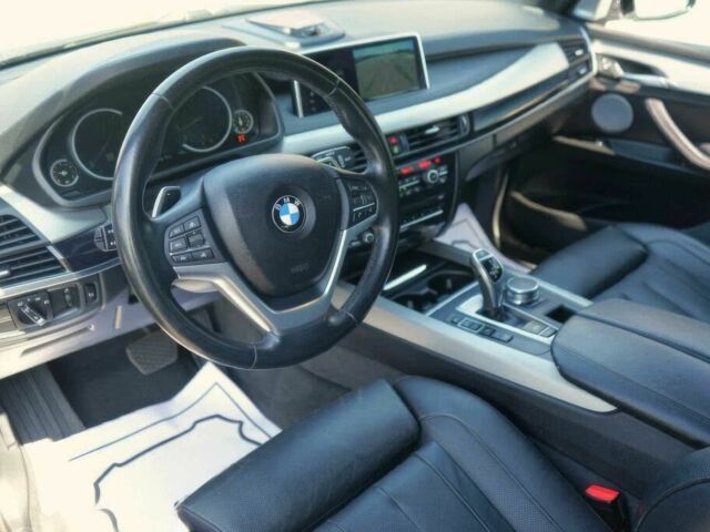 Білий БМВ Х5, об'ємом двигуна 4.4 л та пробігом 33 тис. км за 4600 $, фото 6 на Automoto.ua