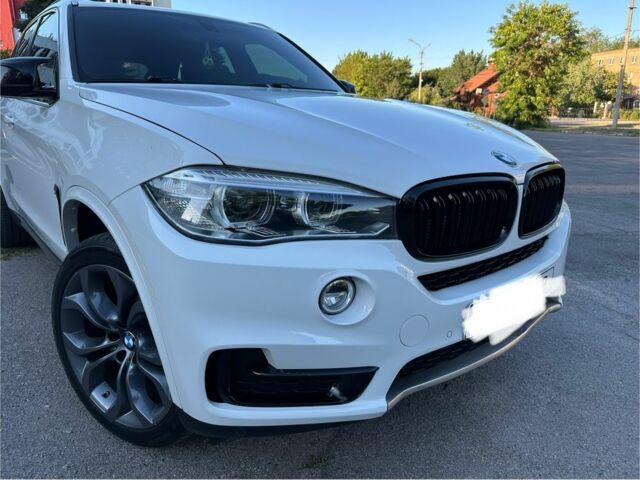 Білий БМВ Х5, об'ємом двигуна 2 л та пробігом 92 тис. км за 34000 $, фото 4 на Automoto.ua