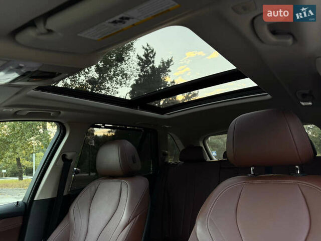 Белый БМВ Х5, объемом двигателя 3 л и пробегом 96 тыс. км за 41888 $, фото 2 на Automoto.ua
