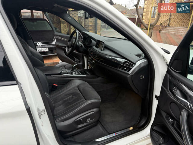 Белый БМВ Х5, объемом двигателя 2.99 л и пробегом 92 тыс. км за 49000 $, фото 17 на Automoto.ua