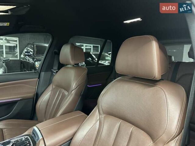 Білий БМВ Х5, об'ємом двигуна 3 л та пробігом 136 тис. км за 56000 $, фото 20 на Automoto.ua