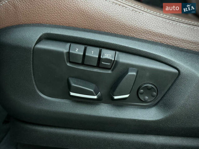 Белый БМВ Х5, объемом двигателя 3 л и пробегом 96 тыс. км за 41888 $, фото 4 на Automoto.ua