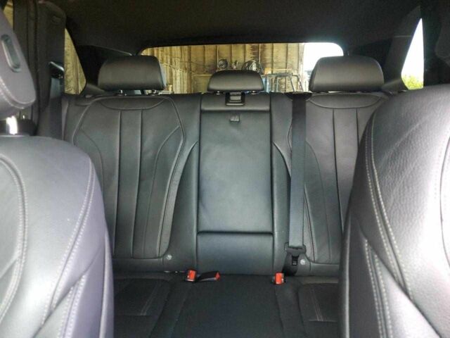 Белый БМВ Х5, объемом двигателя 2 л и пробегом 60 тыс. км за 10000 $, фото 9 на Automoto.ua