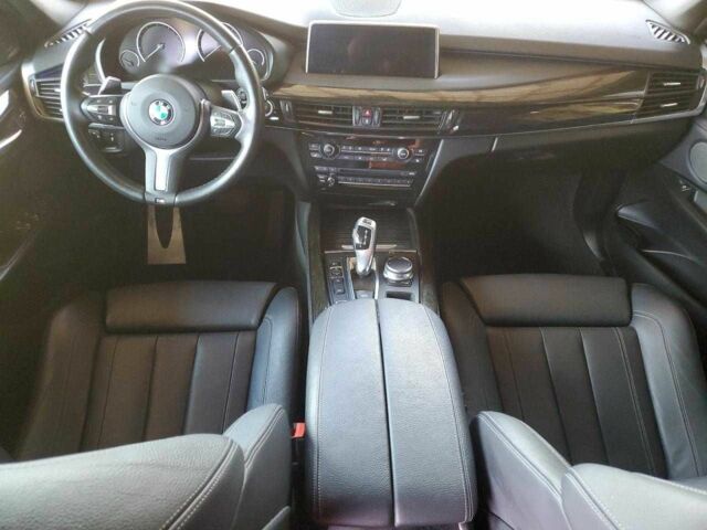 Белый БМВ Х5, объемом двигателя 2 л и пробегом 60 тыс. км за 10000 $, фото 7 на Automoto.ua