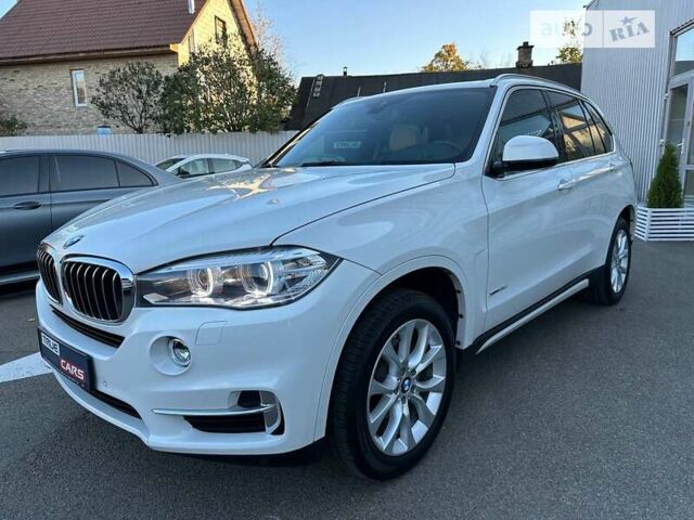 Білий БМВ Х5, об'ємом двигуна 2.98 л та пробігом 74 тис. км за 30900 $, фото 6 на Automoto.ua