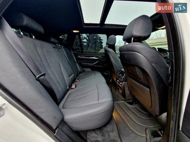 Білий БМВ Х5, об'ємом двигуна 3 л та пробігом 74 тис. км за 29500 $, фото 29 на Automoto.ua