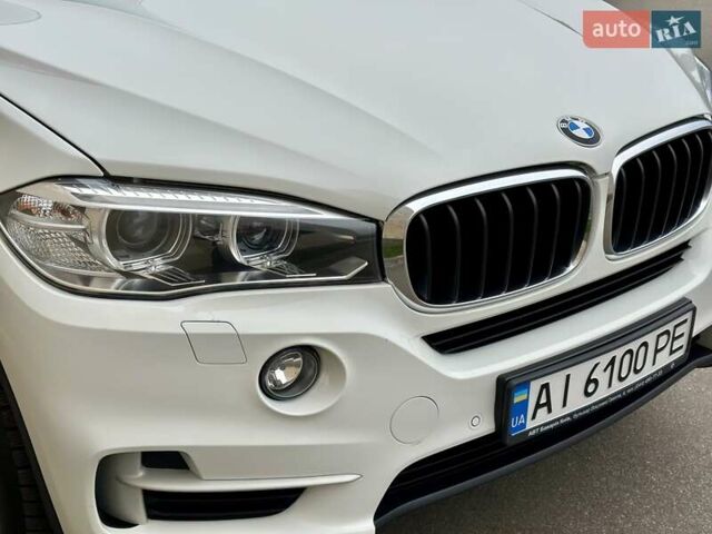 Белый БМВ Х5, объемом двигателя 2 л и пробегом 132 тыс. км за 31800 $, фото 41 на Automoto.ua