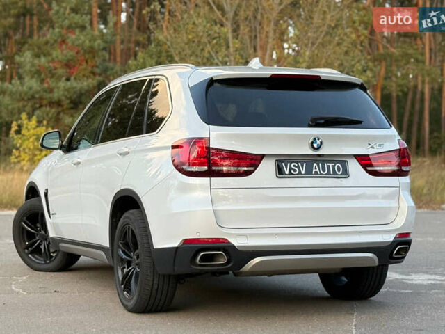 Белый БМВ Х5, объемом двигателя 3 л и пробегом 96 тыс. км за 41888 $, фото 48 на Automoto.ua