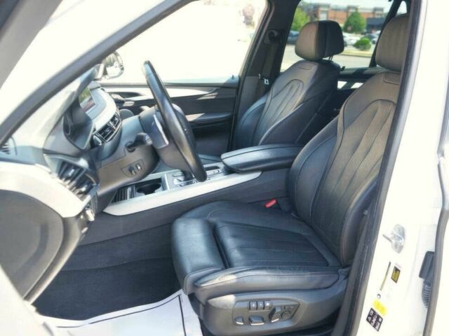 Белый БМВ Х5, объемом двигателя 4.4 л и пробегом 33 тыс. км за 10800 $, фото 9 на Automoto.ua