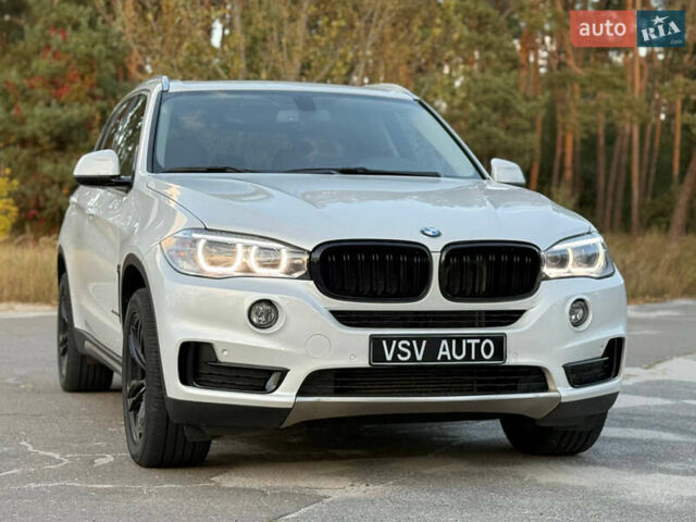 Белый БМВ Х5, объемом двигателя 3 л и пробегом 96 тыс. км за 41888 $, фото 53 на Automoto.ua