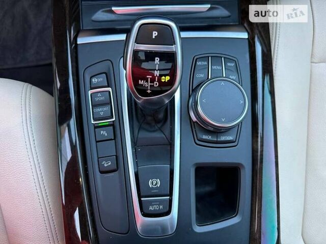 Білий БМВ Х5, об'ємом двигуна 2.98 л та пробігом 74 тис. км за 30900 $, фото 25 на Automoto.ua