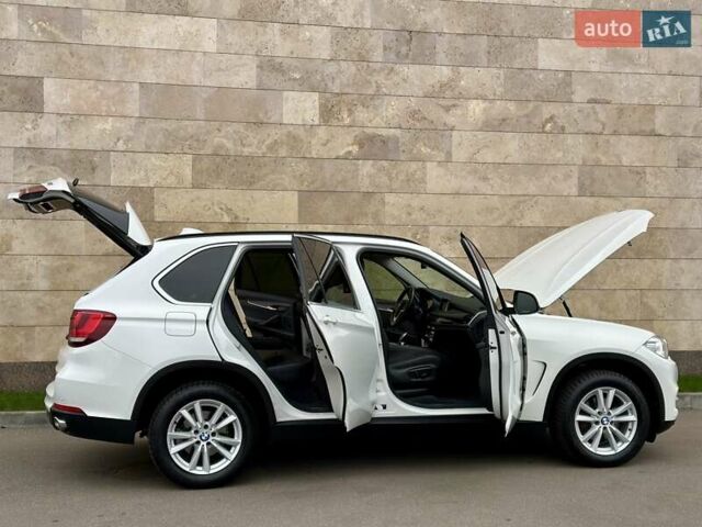 Белый БМВ Х5, объемом двигателя 2 л и пробегом 132 тыс. км за 31800 $, фото 22 на Automoto.ua