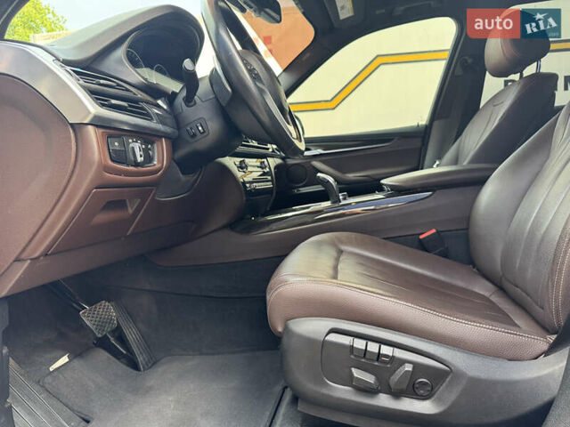 Белый БМВ Х5, объемом двигателя 2.99 л и пробегом 218 тыс. км за 32900 $, фото 37 на Automoto.ua