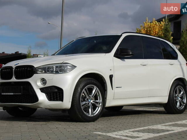 Белый БМВ Х5, объемом двигателя 3 л и пробегом 200 тыс. км за 36900 $, фото 3 на Automoto.ua